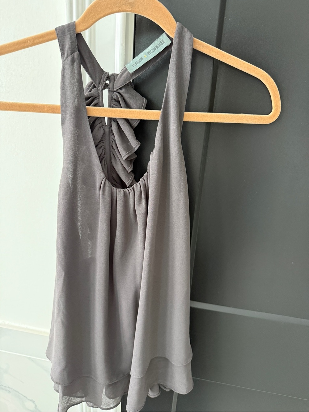 Ruffled-Back Sleeveless Blouse in Dusty Gray